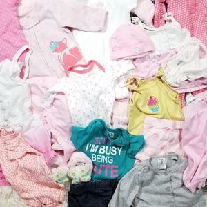 Bundle of baby girl clothes. NB- 3M price firm